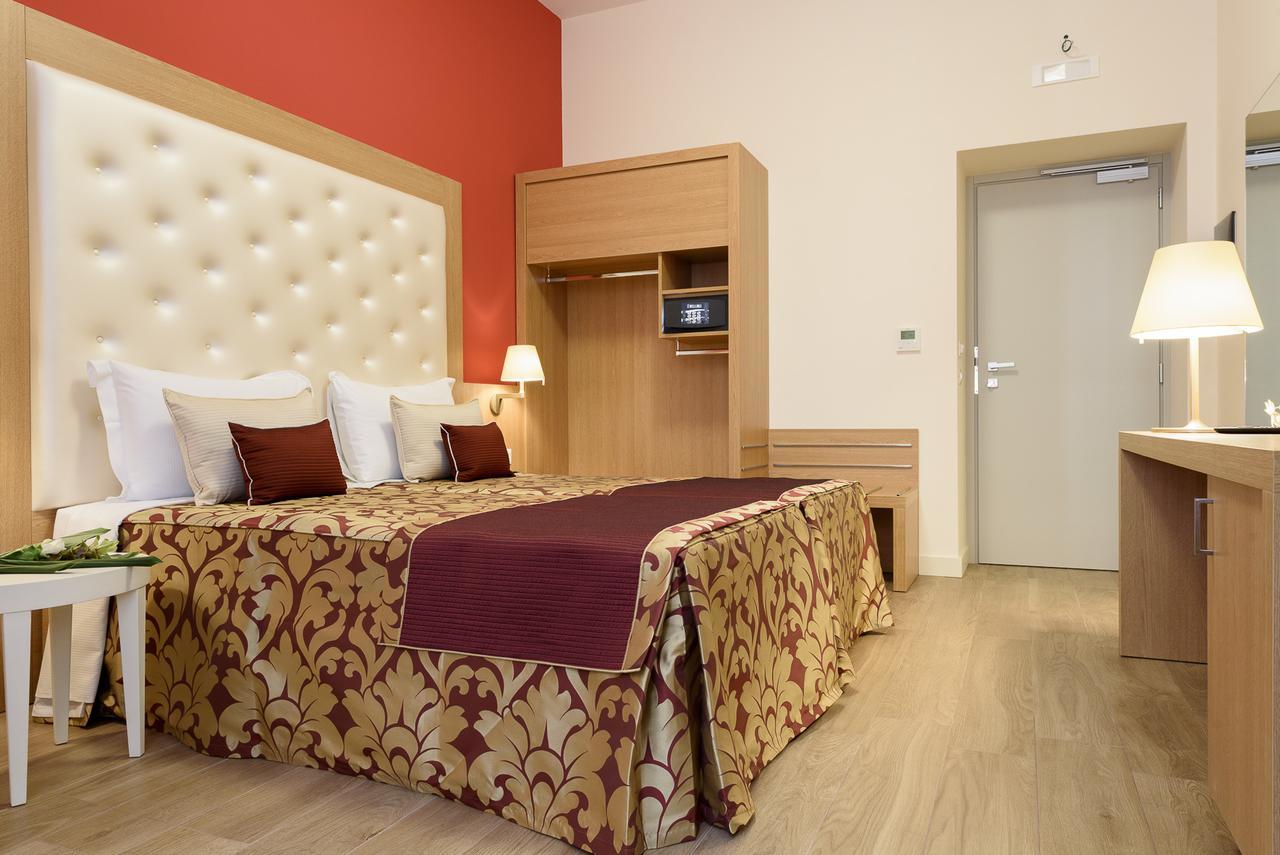 Navona Luxury Guesthouse Рим Экстерьер фото