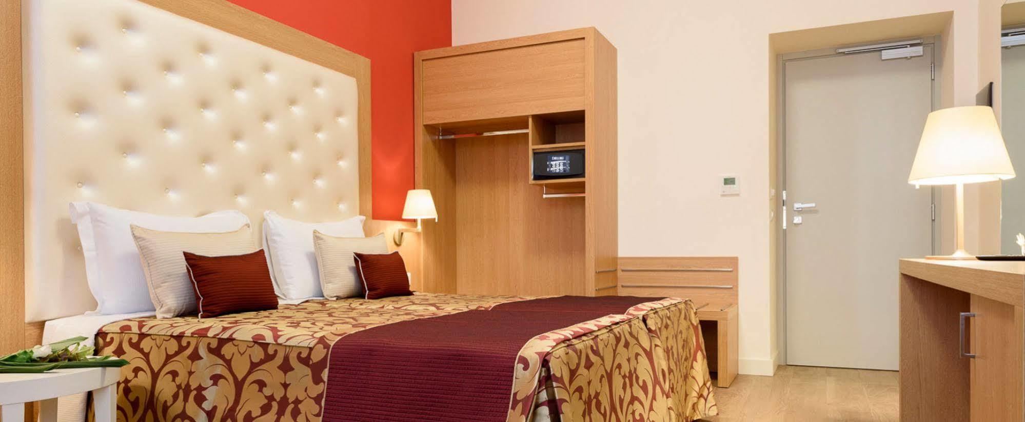 Navona Luxury Guesthouse Рим Экстерьер фото
